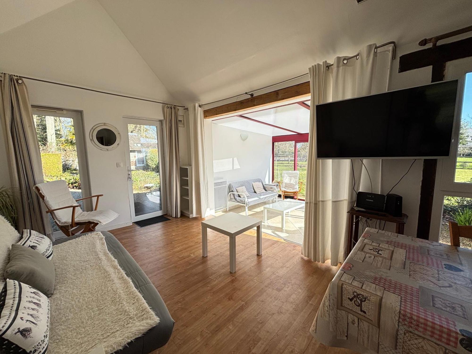 Maison De Campagne Lumineuse Spacieuse Dans Impasse Au Calme A Proximite D'Un Chateau Deux Verandas Grand Jardin Cabane Pour Velos, Pres Port En Bessin Et Bayeux, Proche Plages Du Debarquement Commes Kültér fotó