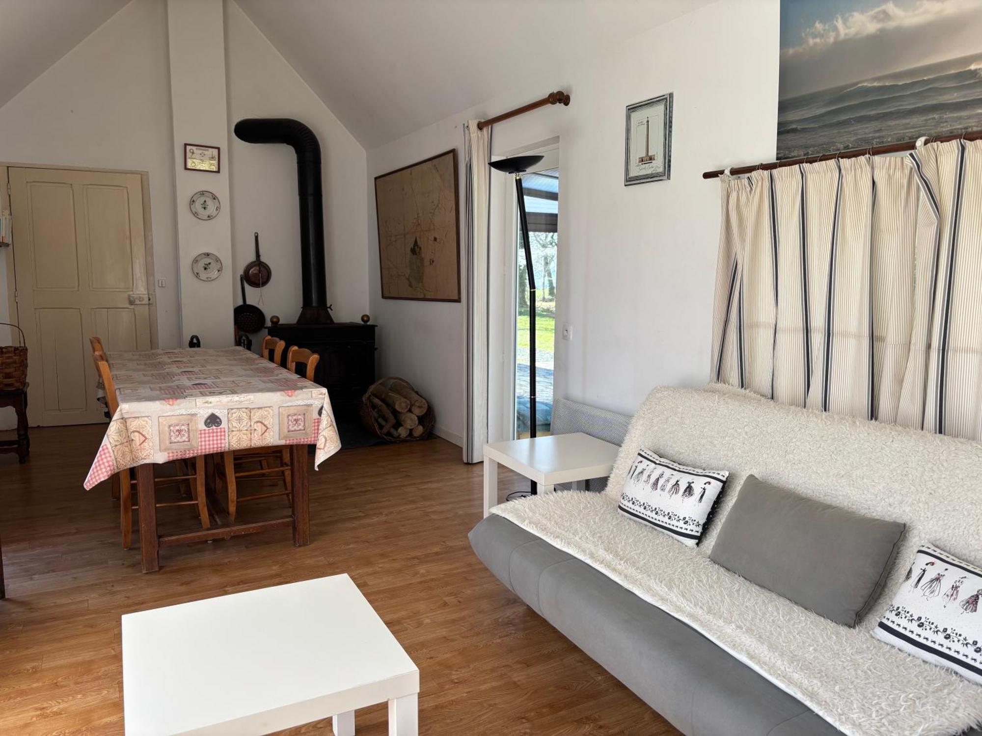 Maison De Campagne Lumineuse Spacieuse Dans Impasse Au Calme A Proximite D'Un Chateau Deux Verandas Grand Jardin Cabane Pour Velos, Pres Port En Bessin Et Bayeux, Proche Plages Du Debarquement Commes Kültér fotó